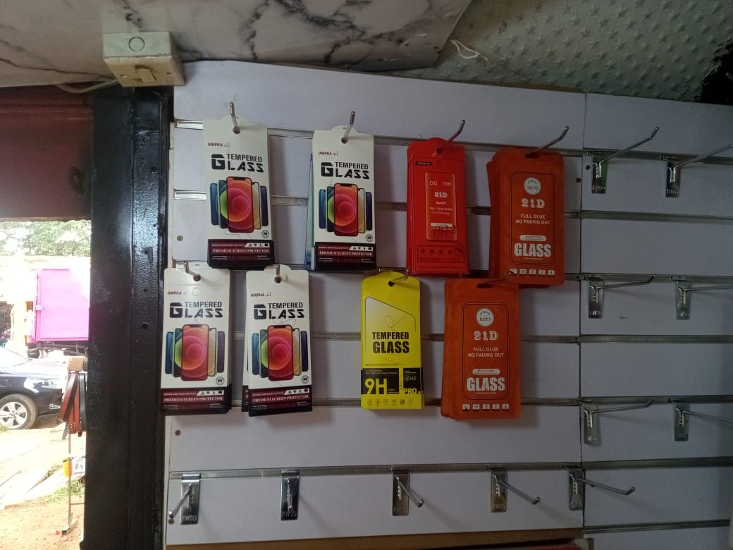 Store Image 3