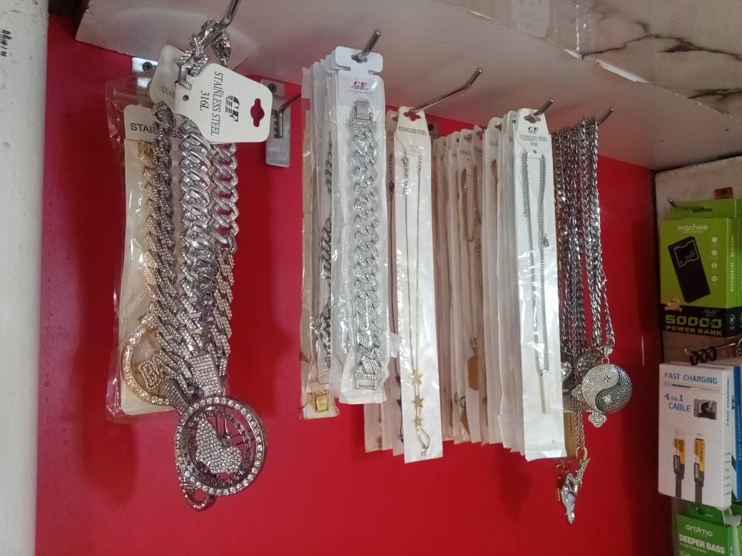 Store Image 8